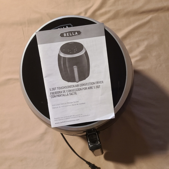 Bella 5.3qt Touchscreen Air Convection Fryer - Picture 2 of 5